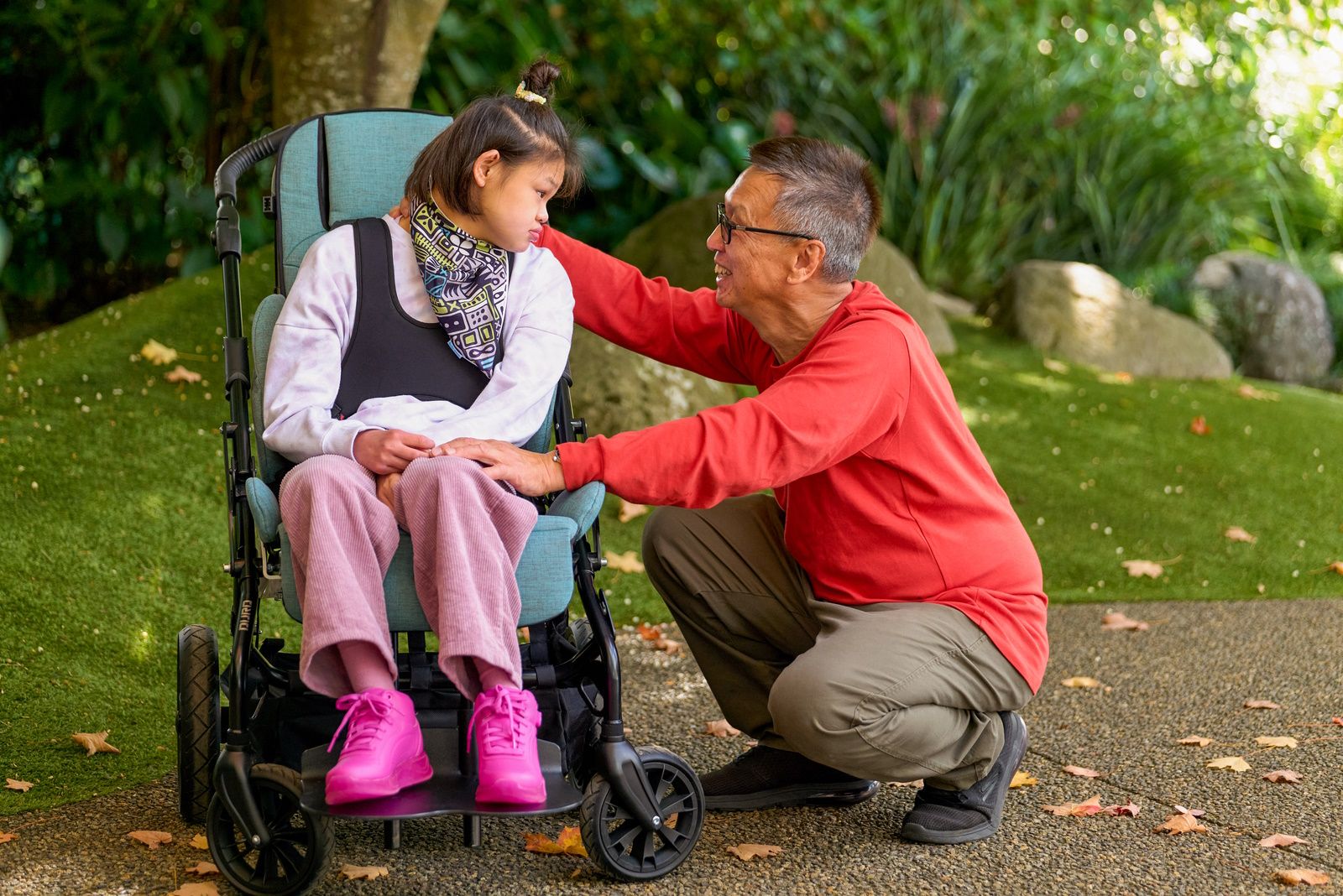 Hoggi Bingo Evolution Tilt-in-Space Adaptive Stroller for Children Who Need High Postural Support